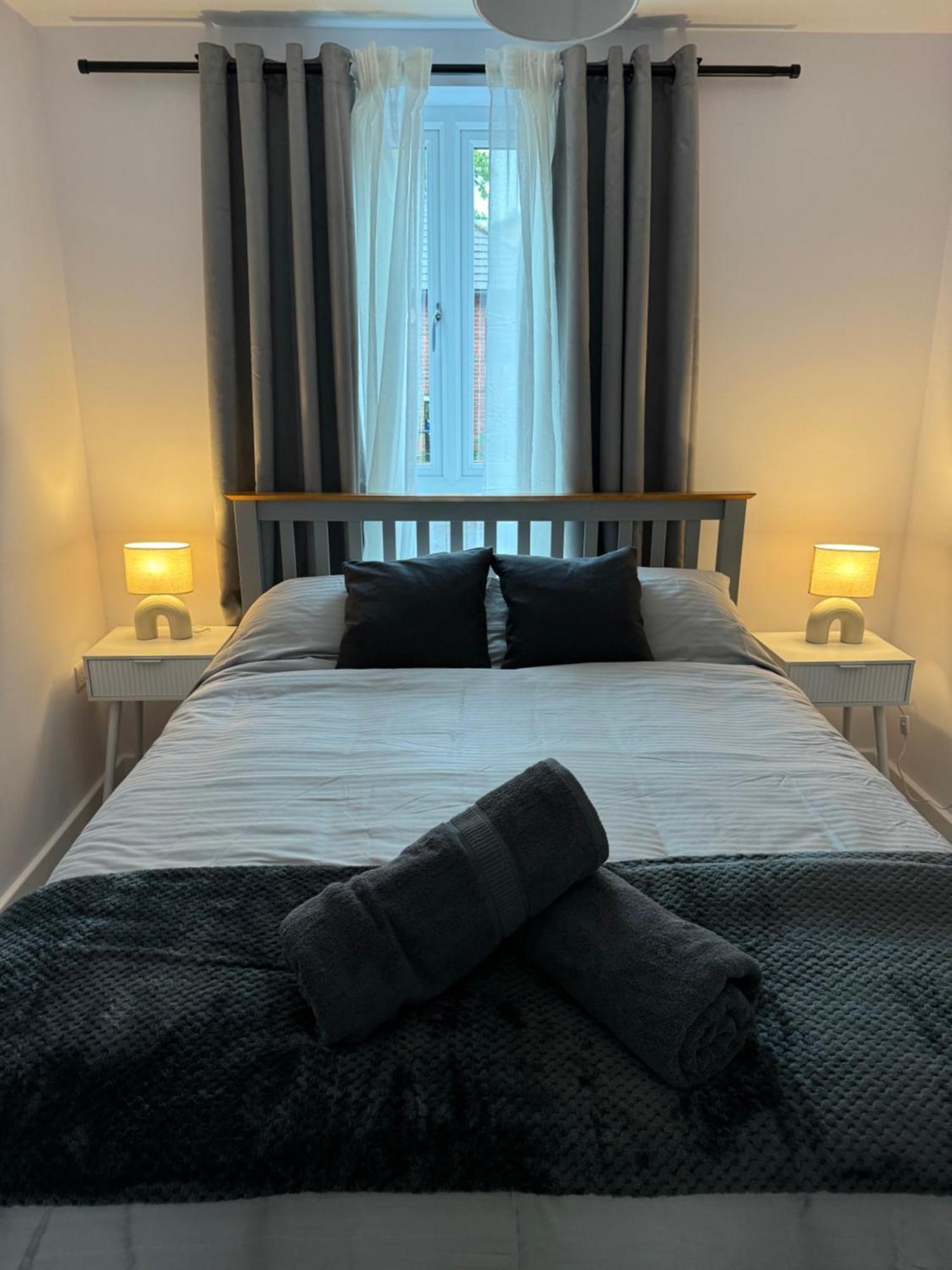 Brand New Flat 5 With Free Parking And Fast Wifi York Exterior foto